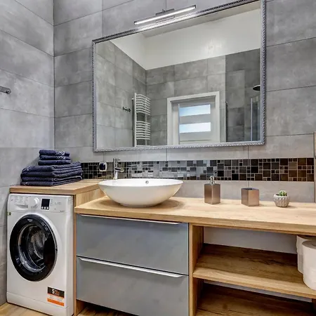 アパート Teatralna シフィノウイシチェ