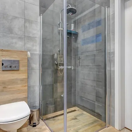 Teatralna アパート シフィノウイシチェ