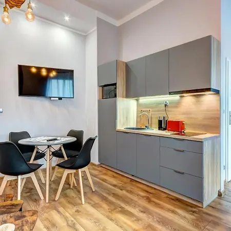 Teatralna アパート *